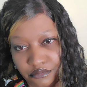 Meet your Posher, Tosha